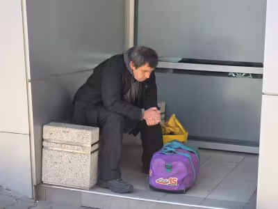 Boban Delčev starts hunger and thirst strike outside Pirot City Administration