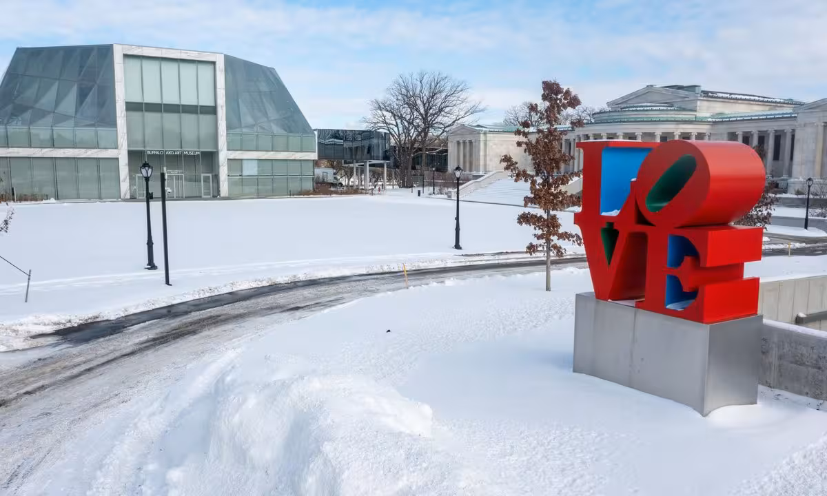 Canada travel to the US falls as cities and museums feel the drop