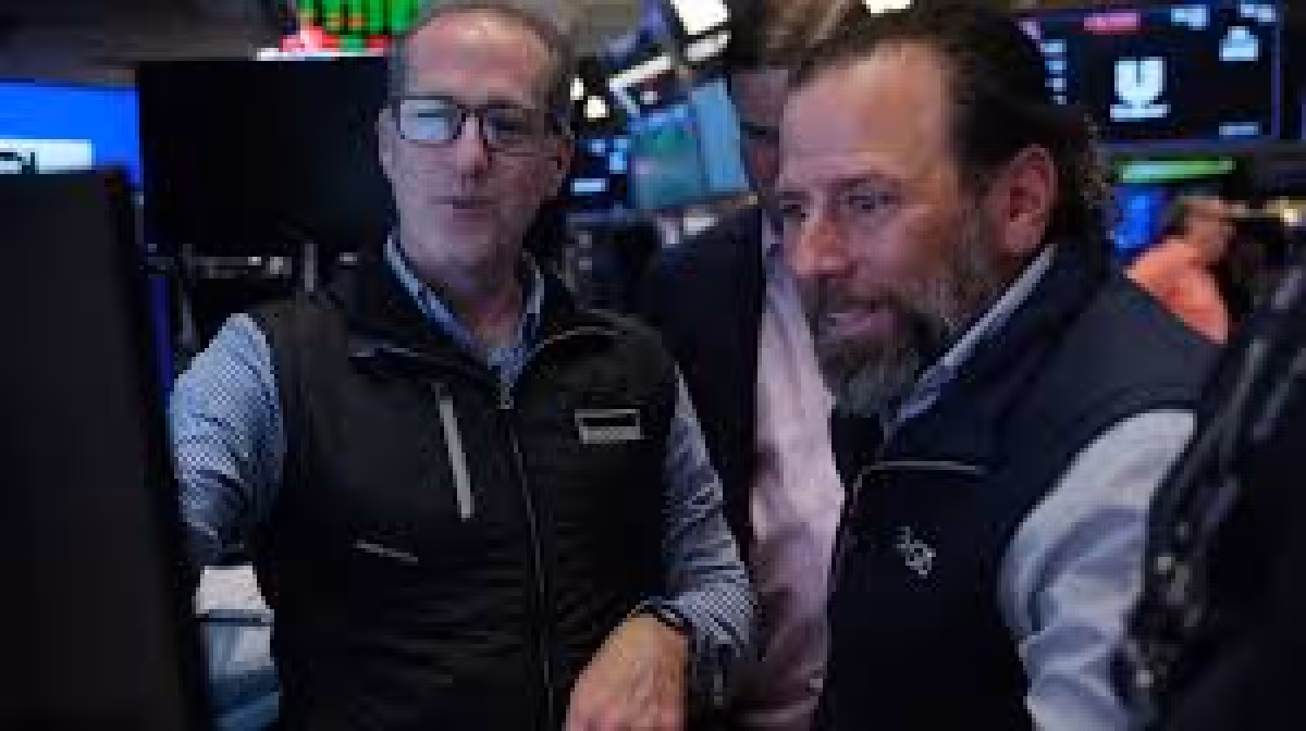 Donald Trump Spurs Dow Jones Industrial Average 0.3% Gain Ahead