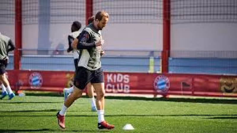 Harry Kane available for Bayern in first leg with Real Madrid