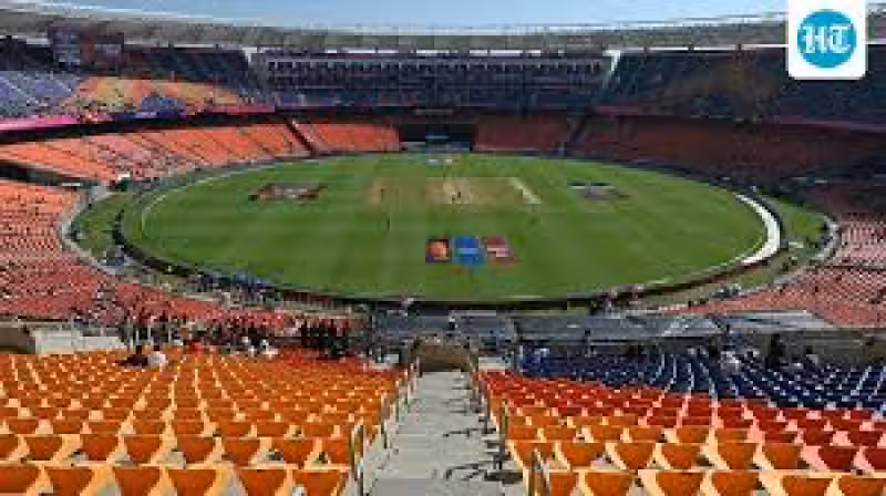 Lahore Qalandars vs Islamabad United Live Score: It’s a Wicket. Shaheen Afridi is outCricket News News