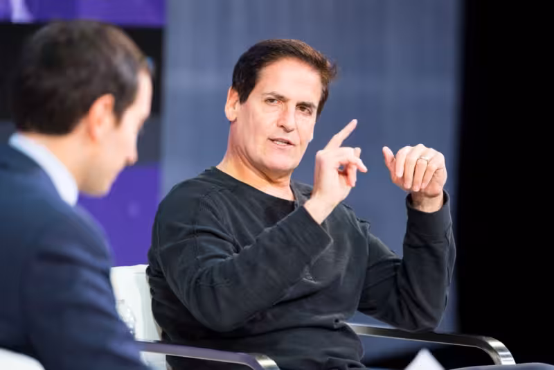 27 Years Ago Today, Mark Cuban Sold Broadcast.com To Yahoo For $5.7 Billion… Six Months Later, He Pulled Off A Brilliant Trade To Guarantee His Fortune | Celebrity Net Worth