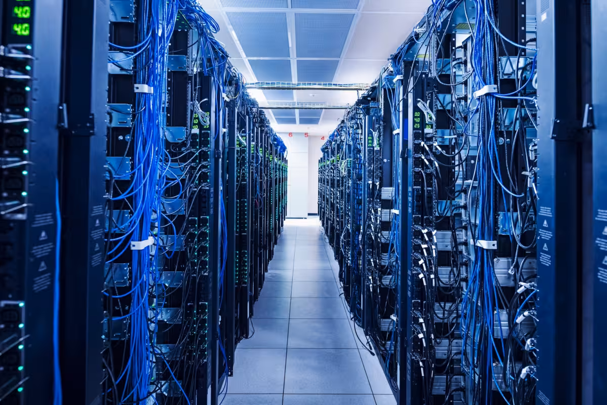 Amd Stock extends rally as momentum, demand and AI bets build