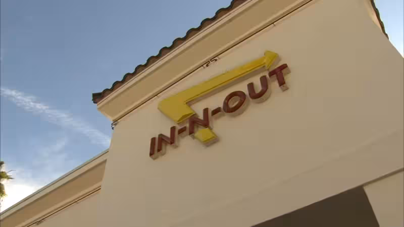In-N-Out owner says burger chain has no plans for mobile ordering