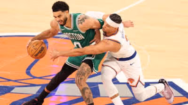 Warriors' Malevy Leons: Shifting to bench