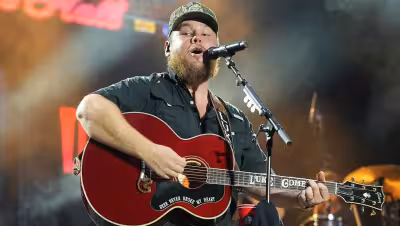 Luke Combs Ames Iowa concert draws nearly 60,000 to Jack Trice Stadium