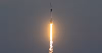 Rocket Landing Today: SpaceX plume lights up Southern California skies