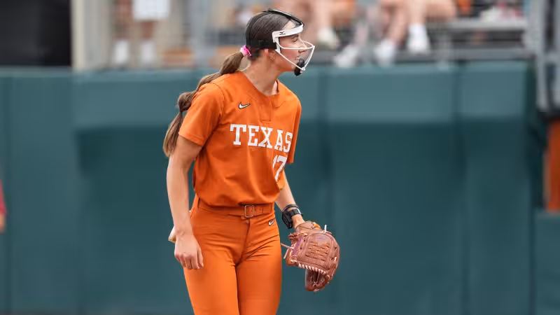 Kavan records 500th career strikeout, No. 4 Softball falls to No. 2 Oklahoma in series opener - University of Texas Athletics