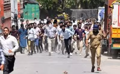 Whatsapp and the challenge of writing from only a headline