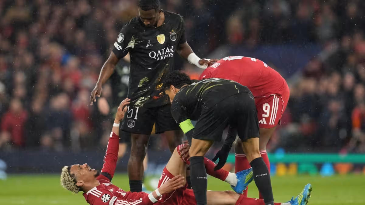 Nuno Mendes transfer stance clears Barcelona’s left-back picture