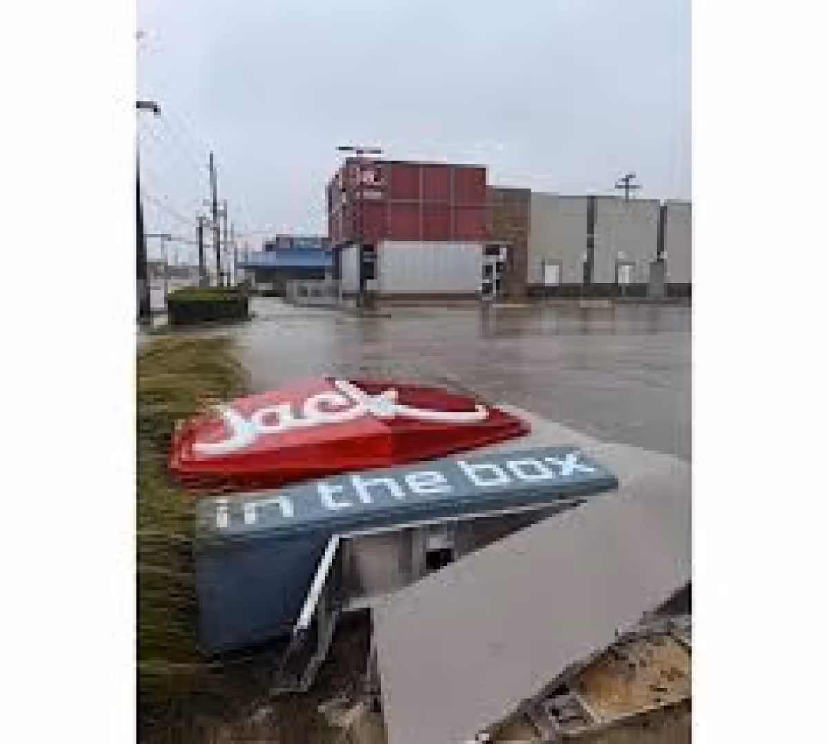 Yahoo Down: Sinlaku batters Northern Mariana Islands, cuts power on Saipan