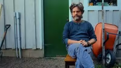 Zach Galifianakis brings a gardening show to Vancouver Island for Netflix