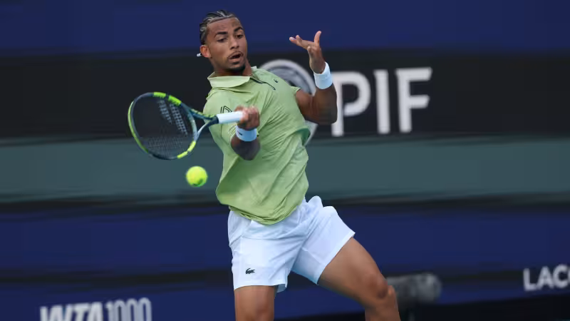 Tennis: "C’était censé être secret…", la préparation très discrète mais corsée d'Arthur Fils en vue de Roland-Garros