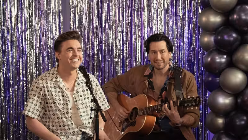 Jesse McCartney Details Which 'Hacks' Star He DMed to Land That Season 5 Cameo