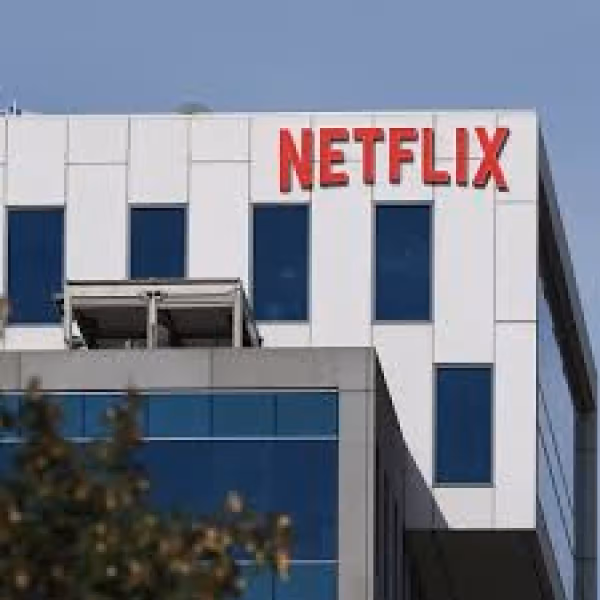 Orcl Stock in focus as Wall Street ends mixed week with Middle East tension