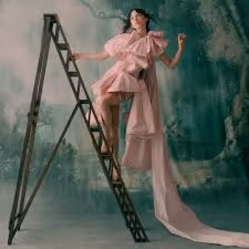 Holly Humberstone: ‘I have to look nice, or my album isn’t going to sell. The same rules don’t apply for dudes’