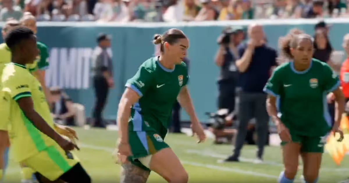 Lindsey Heaps headed home as Denver Summit FC signs USWNT captain