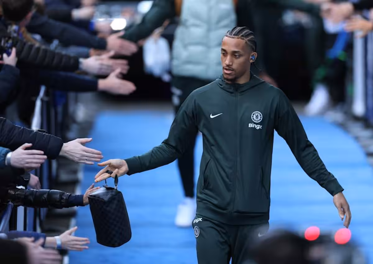 Joao Pedro misses Chelsea trip to Manchester United with thigh injury