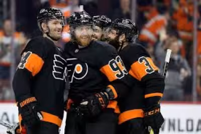 Sean Couturier's Flyers teammate Dan Vladar wins two major team honors
