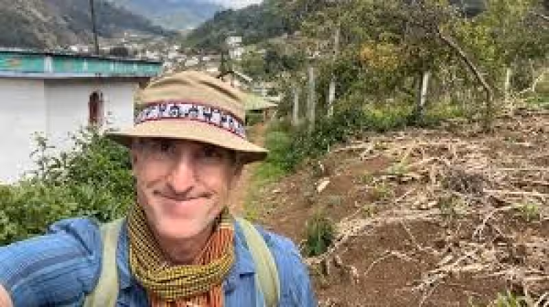 Fired by Trump, this immigration judge set off on the migrant trail