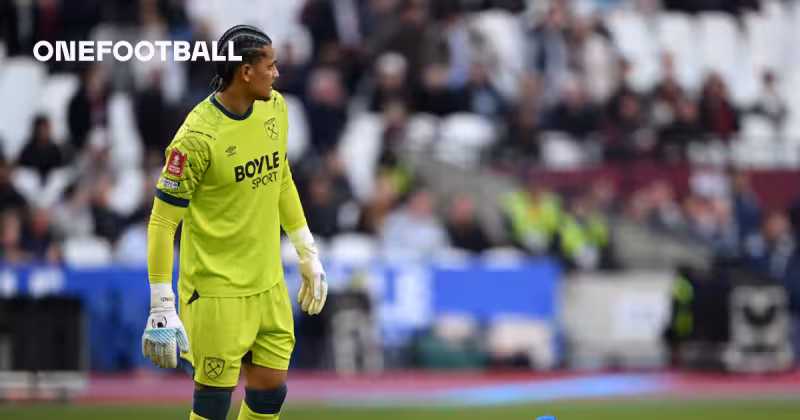 Farke repite el once del Leeds; Rodon vuelve al banquillo ante Wolves | OneFootball