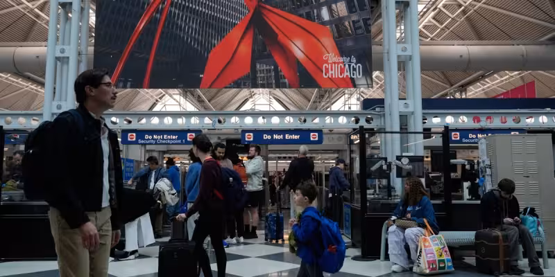 America's busiest airport told to cut 300 flights per day from summer schedule | Fortune