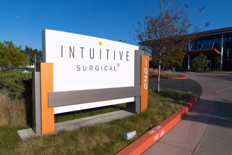 Top Wall Street Forecasters Revamp Intuitive Surgical Expectations Ahead Of Q1 Earnings - Intuitive Surgi