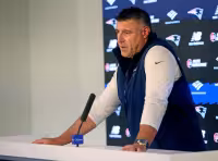 Mike Vrabel Dianna Russini Photos fuel questions after resort images