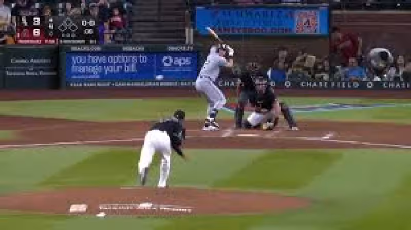 Colson Montgomery's solo homer (7)