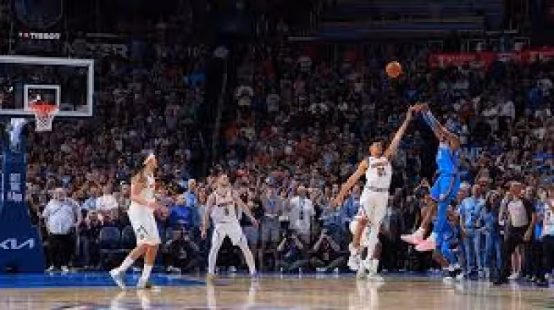 Shai Gilgeous-Alexander wins Clutch Player of the Year