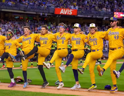 Banana Ball returns to Yankee Stadium as Savannah Bananas face Party Animals