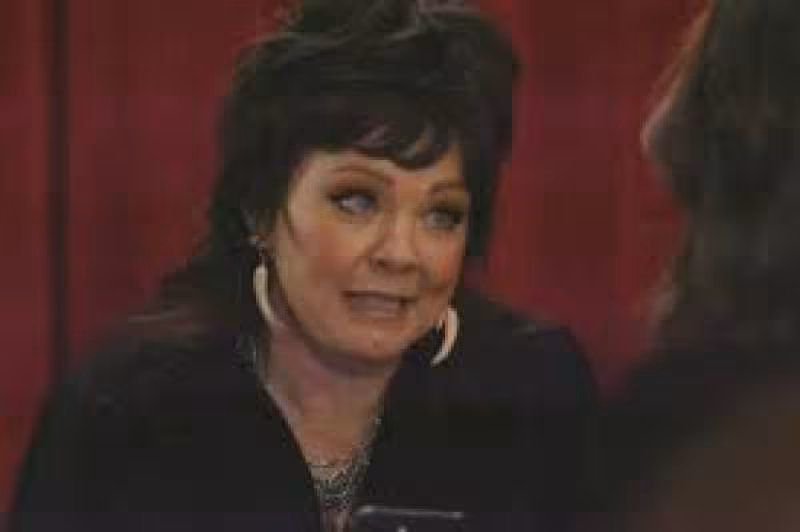 Melissa McCarthy Guest Stars in Law & Order SVU as Lesbian Wrestler