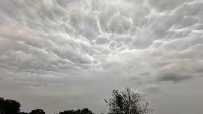 Pds Tornado Warning Hits Kansas Towns as Storm Pushes Toward Missouri