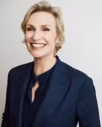 Jane Lynch to headline Cornell Senior Convocation on May 21