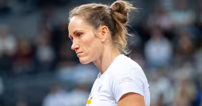 Katarzyna Kawa storms past Carol Zhao in Huzhou after tense second-set dispute