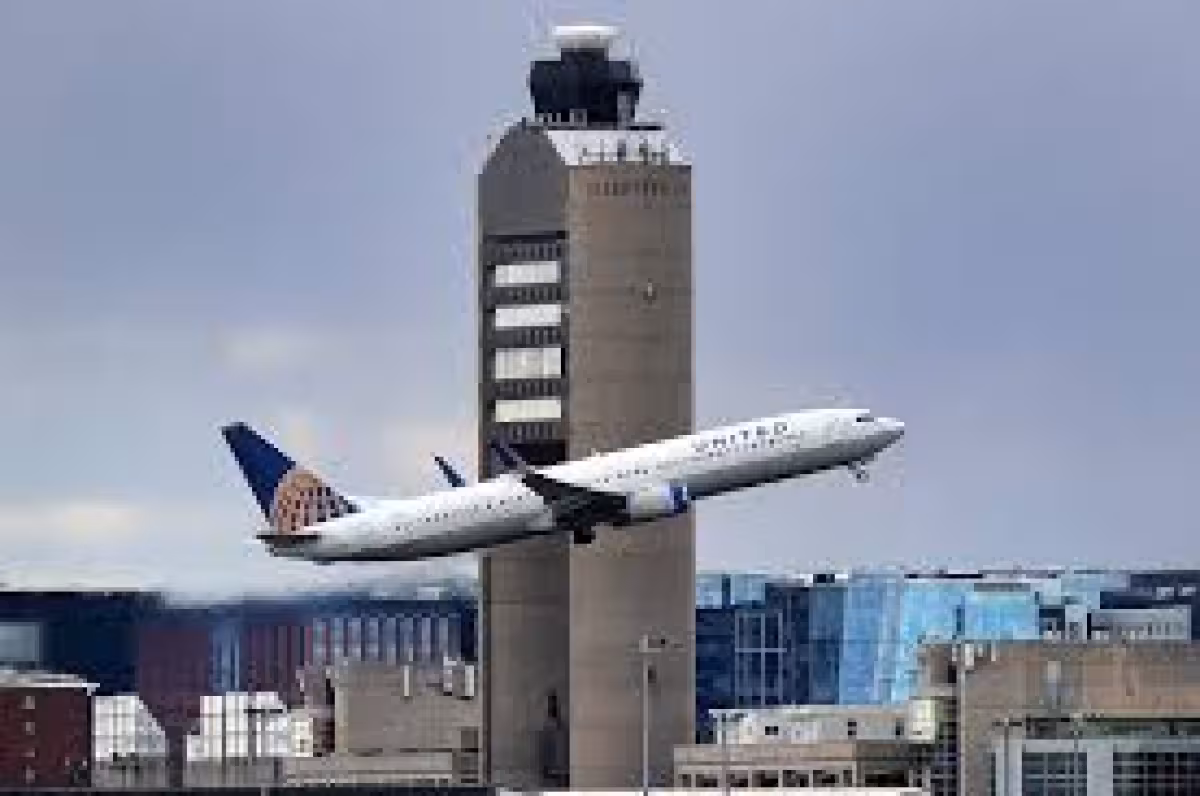 Unruly Aircraft Passenger Diverts United Flight 945 to Boston