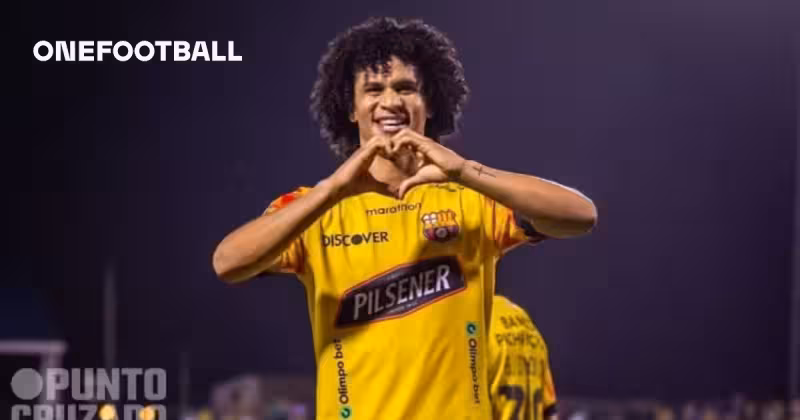 Los futbolistas y DT que han pasado por la UC y Barcelona de Ecuador  | OneFootball