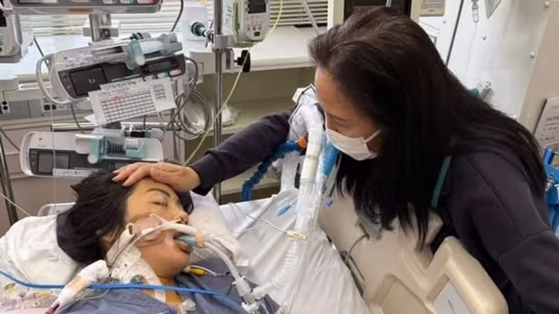 San Antonio nurse shows signs of recovery after liver failure