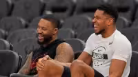 Giannis Antetokounmpo could be summer target as playoff races sharpen