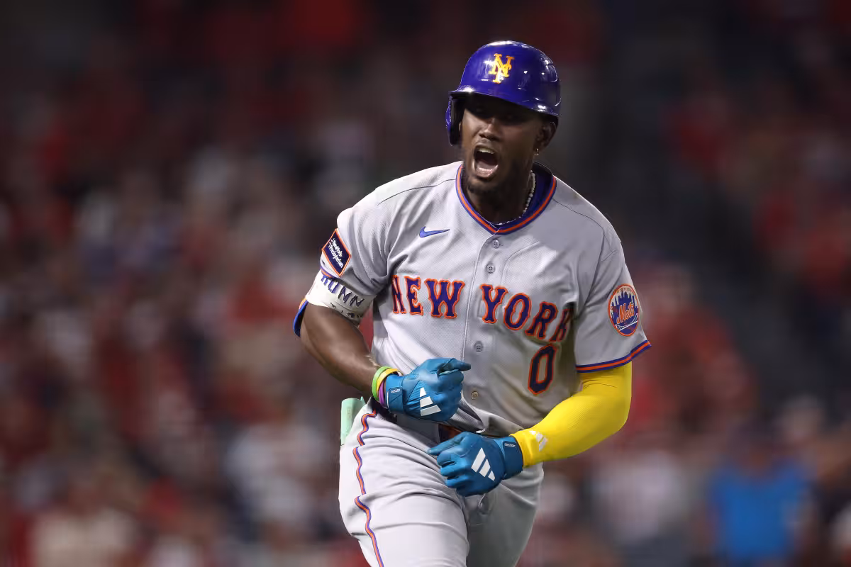 Oswald Peraza helps Angels edge Mets 4-3 in extras after early mess