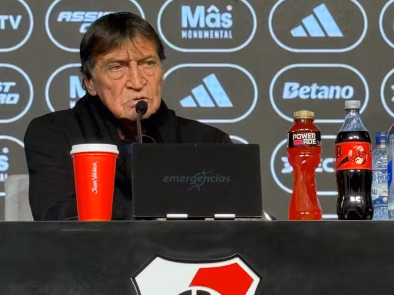 Falcioni post River: "Los jugadores escribieron la historia"