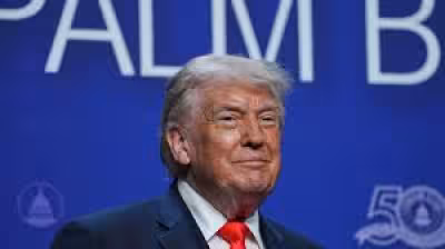 Trump Comments On Hakeem Jeffries After Supreme Court Clash Escalates