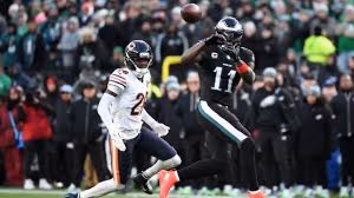 Aj Brown Philadelphia Eagles Rumors: Schefter says Patriots trade still on track