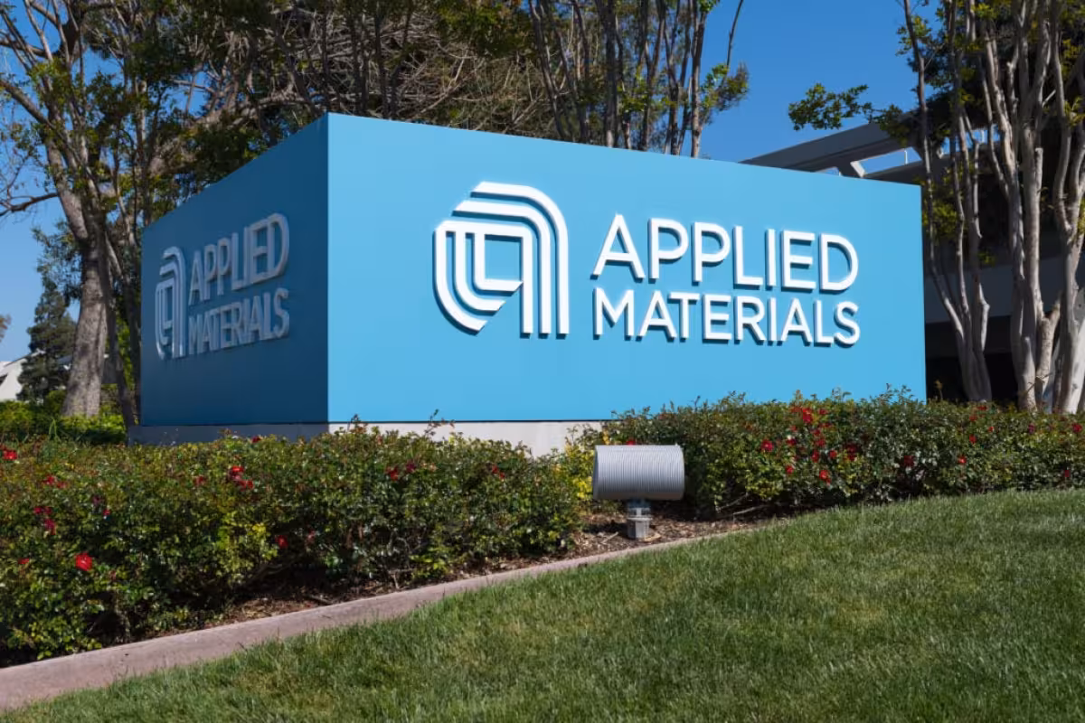 Dram Stock Climbs as UBS Raises Applied Materials Target to $480