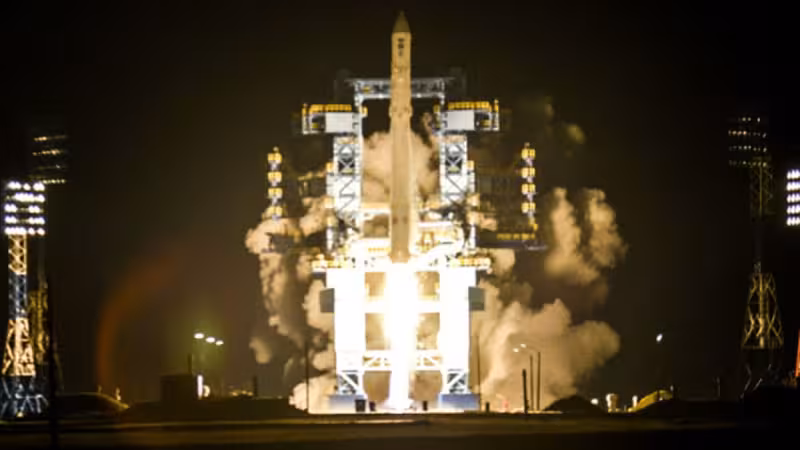 'Whatever Russia is testing, it's sophisticated': 2 Russian satellites get within 10 feet of each other in orbit | Space